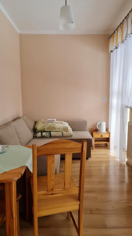 Pod Kamiennikiem Hotel Trzemesnia Buitenkant foto