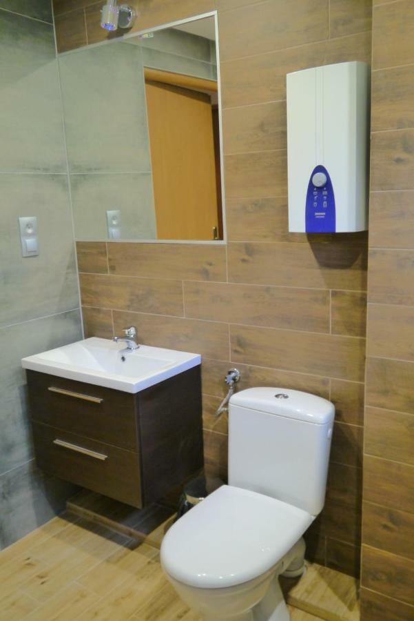 Pod Kamiennikiem Hotel Trzemesnia Buitenkant foto